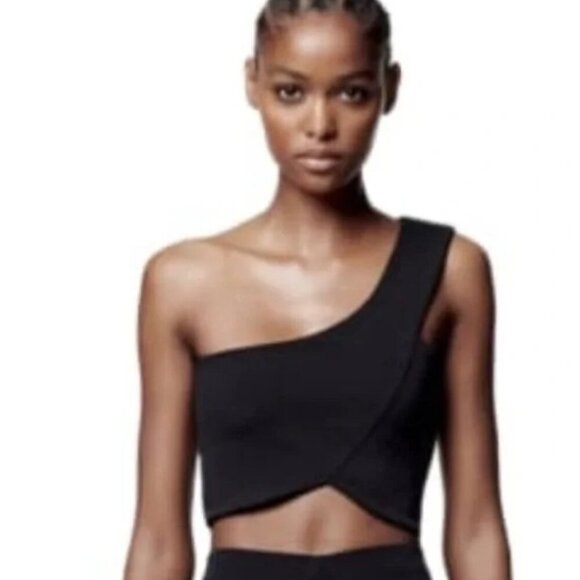 Zara Tops - Zara Women's Black Crop-top SIZE L 6050/351/800
